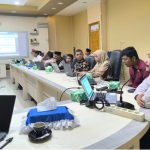 Guru Besar UIN Ar-Raniry Isi Bimtek Pengisian Borang di IAI Almuslim Aceh
